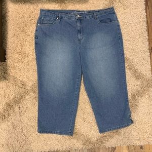 Gloria Vanderbilt Amanda Capris 20W